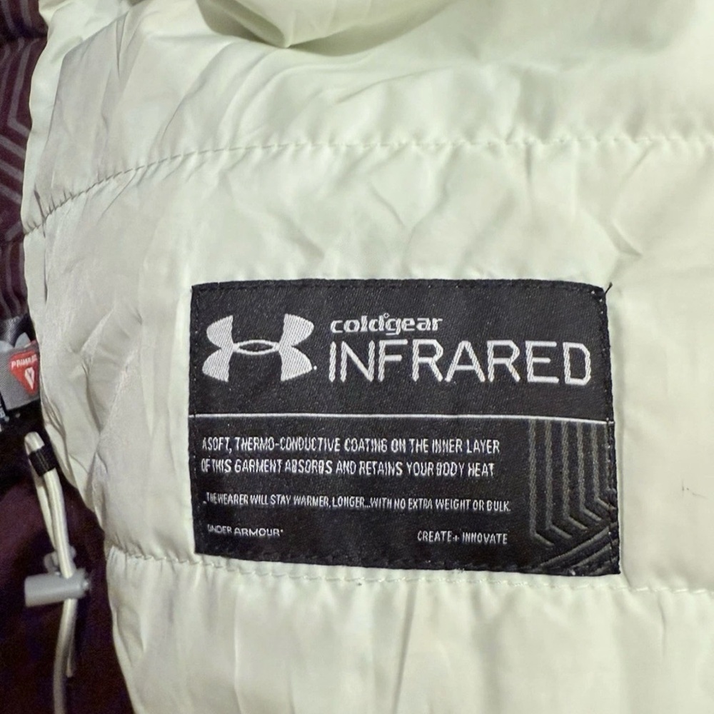 Under Armour Storm Coldgear Infrared Hooded Women's Jacket ( Sz. Small) - Picture 6 of 11